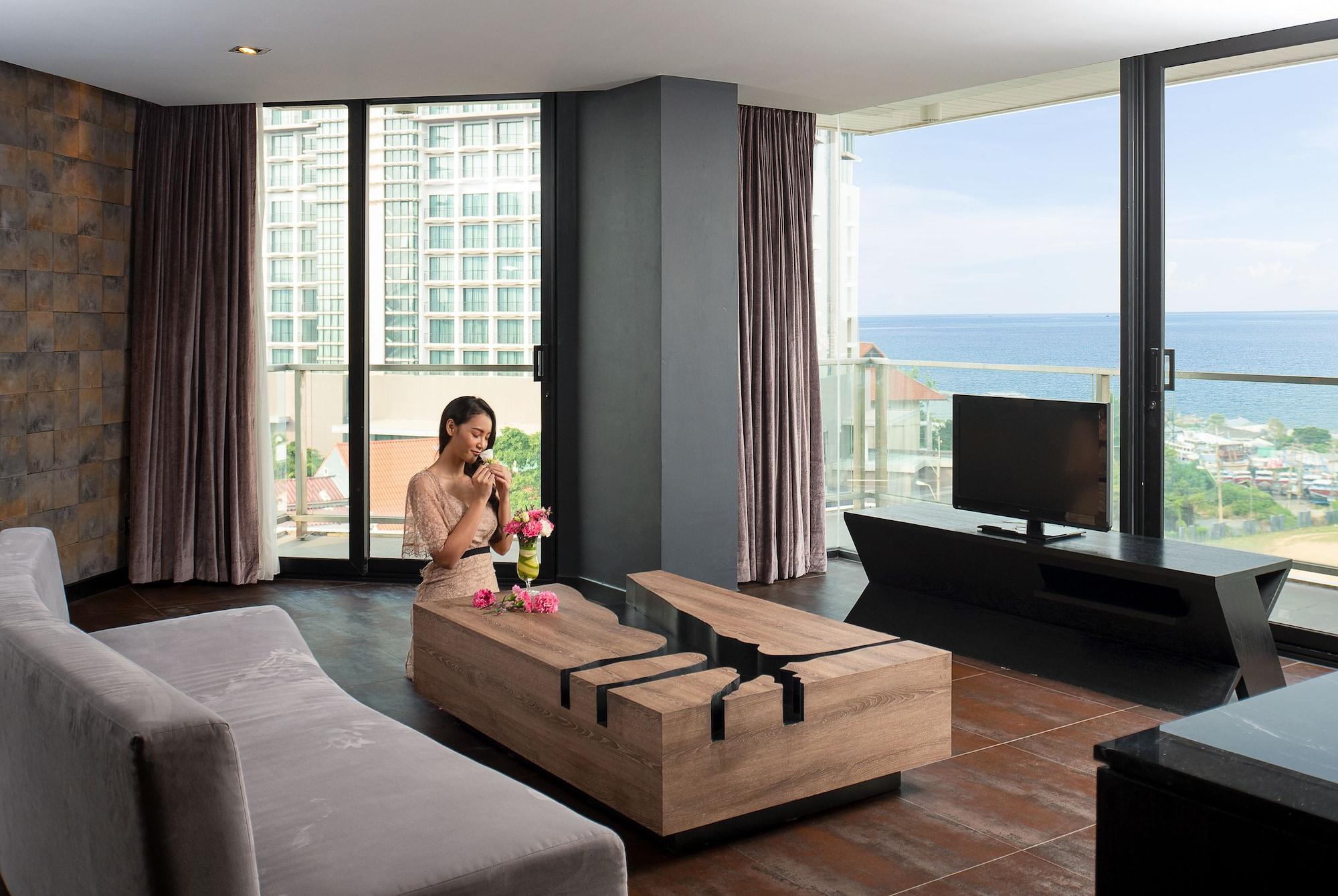 Tsix5 Quarter Hotel Pattaya Luaran gambar