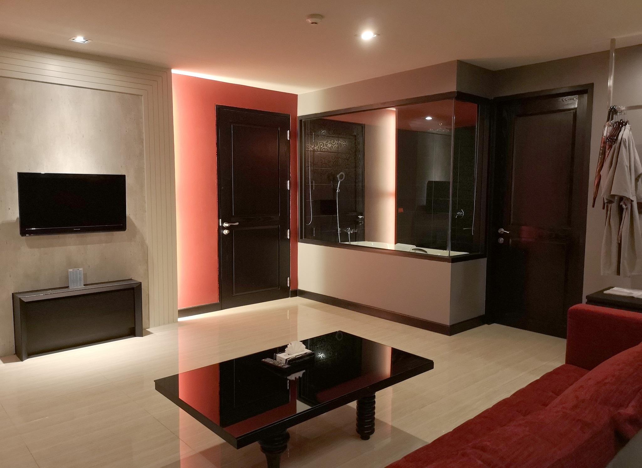 Tsix5 Quarter Hotel Pattaya Luaran gambar