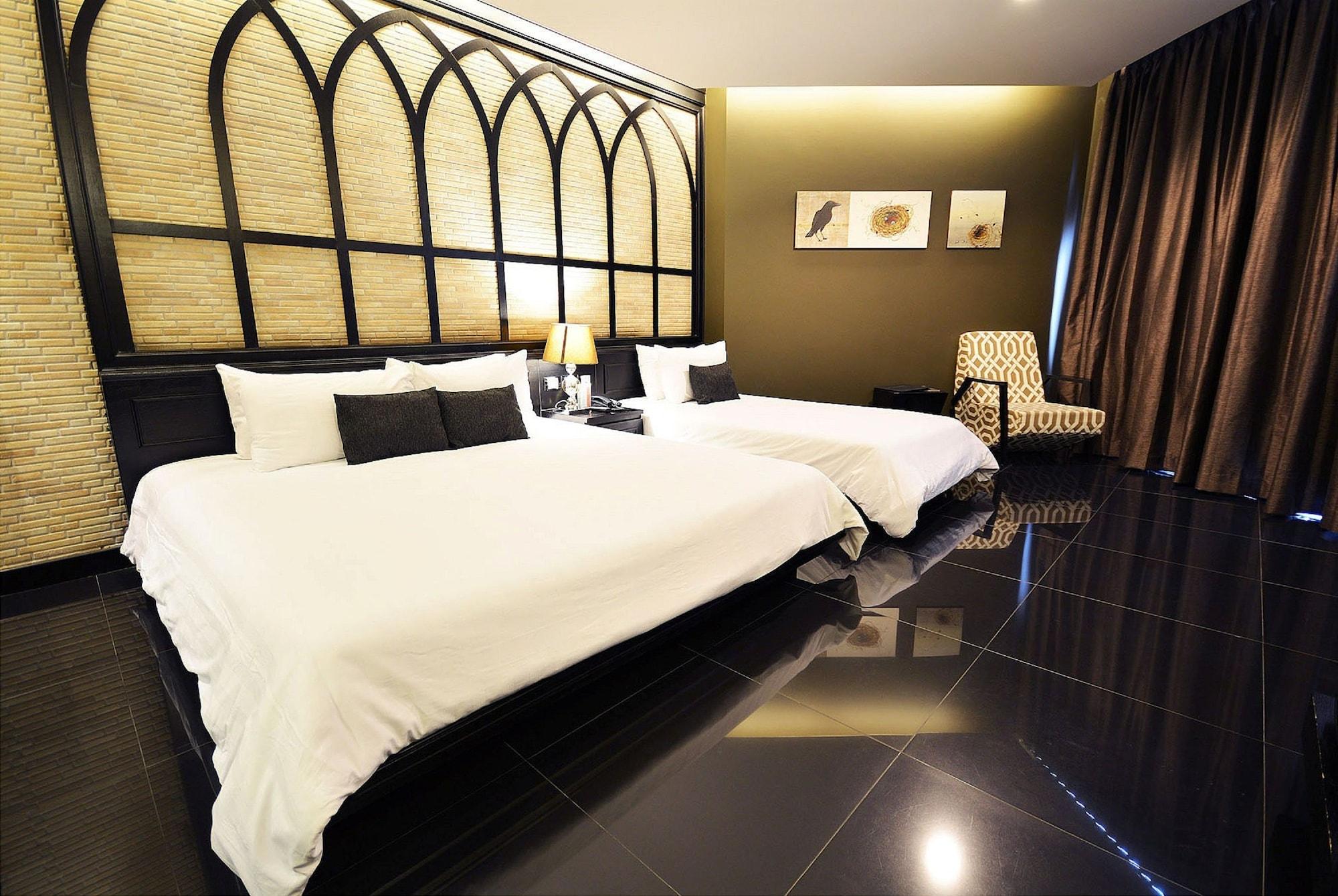 Tsix5 Quarter Hotel Pattaya Luaran gambar
